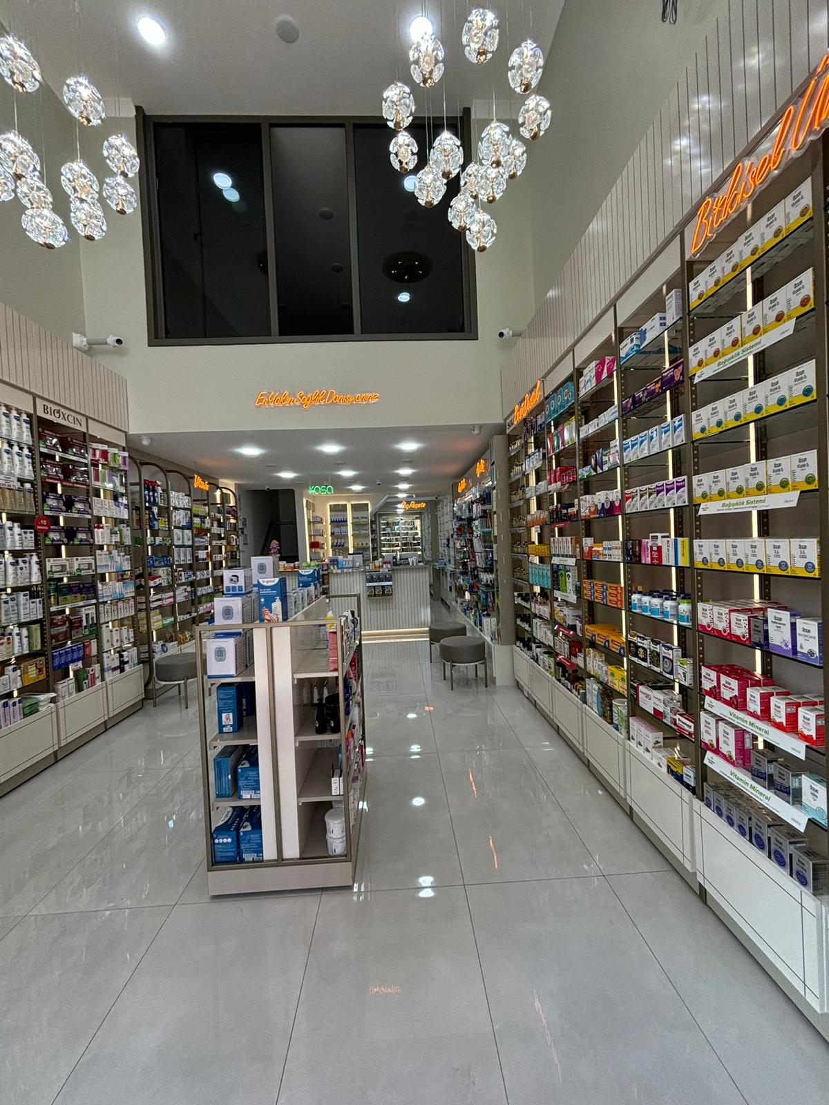 ECZANE AYŞE DAL Güneşli / İstanbul eczane dekorasyonu proje görseli 02